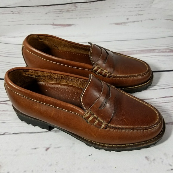 stitched leather loafer